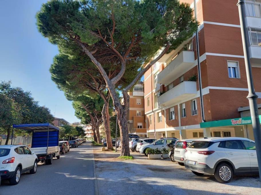 Casa Lola Lägenhet Livorno Exteriör bild